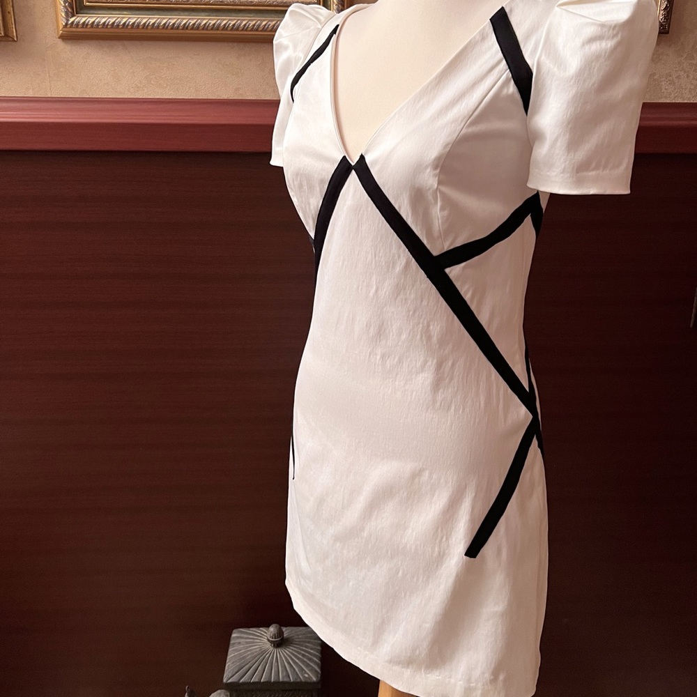 New Giles Deacon White Dress | New Look Gold Limited Collection by Giles Small